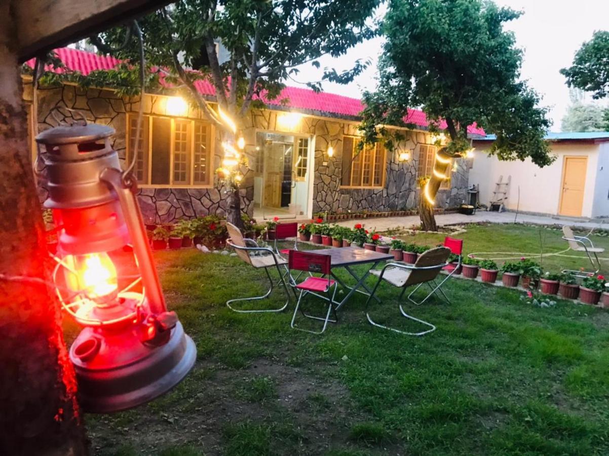 Sehrish Guest House สการ์ดู ภายนอก รูปภาพ