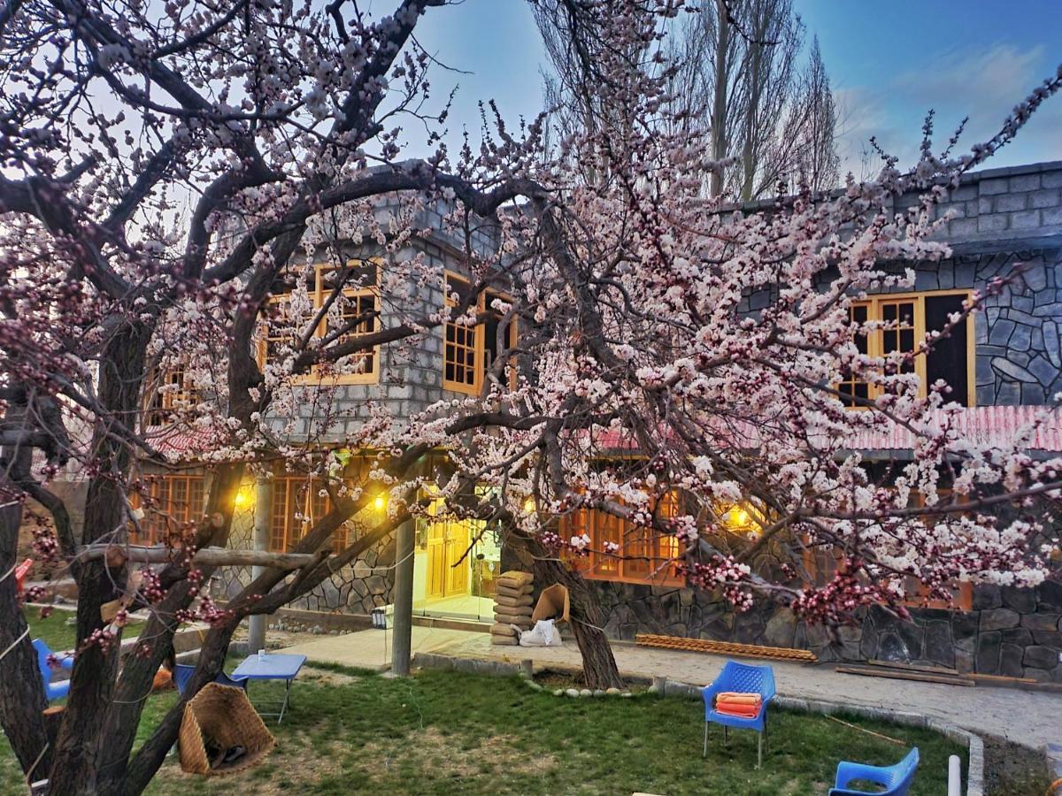 Sehrish Guest House สการ์ดู ภายนอก รูปภาพ