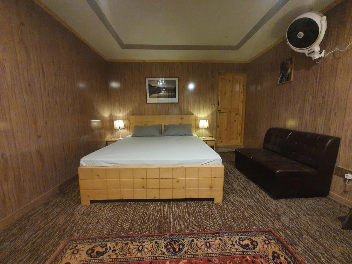 Sehrish Guest House สการ์ดู ภายนอก รูปภาพ