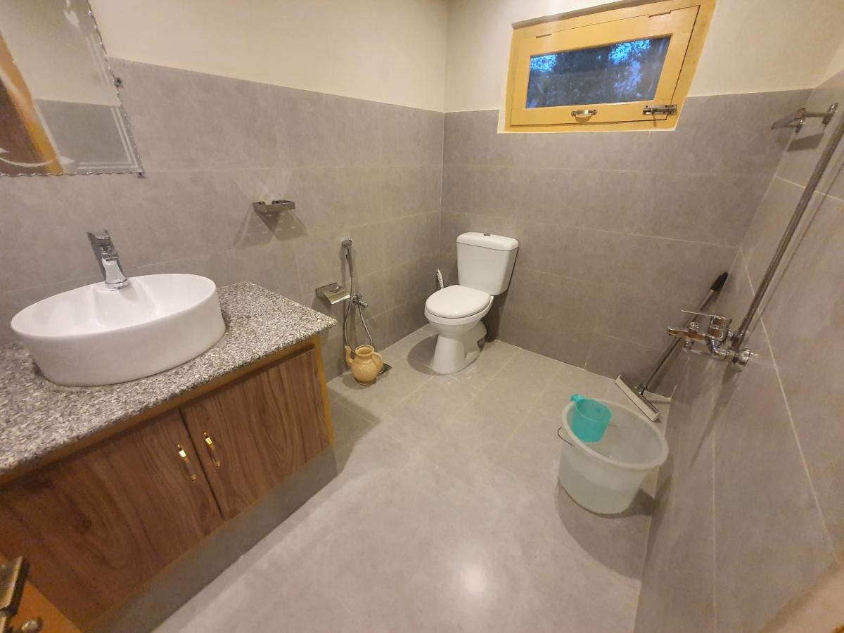 Sehrish Guest House สการ์ดู ภายนอก รูปภาพ