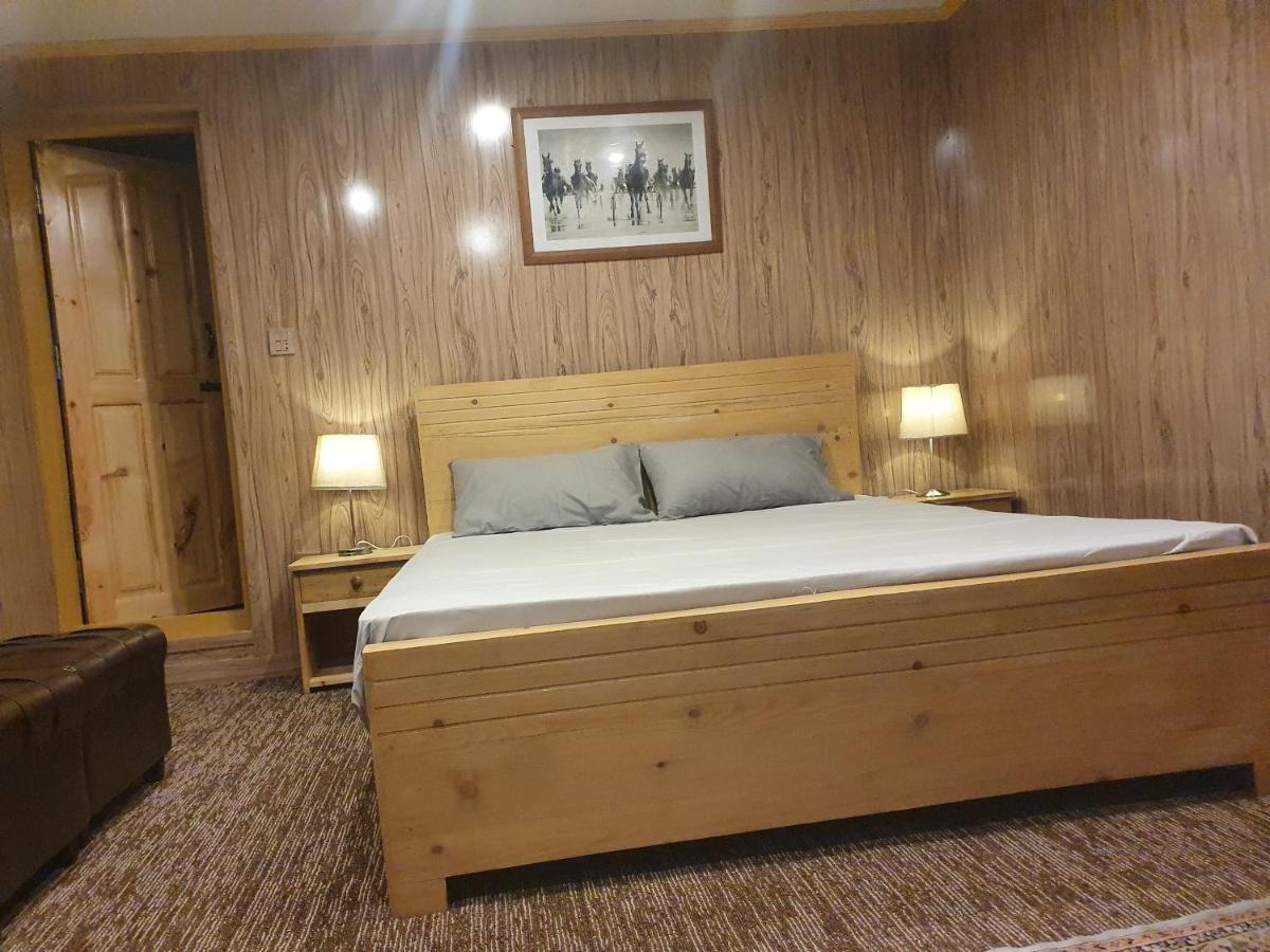 Sehrish Guest House สการ์ดู ภายนอก รูปภาพ